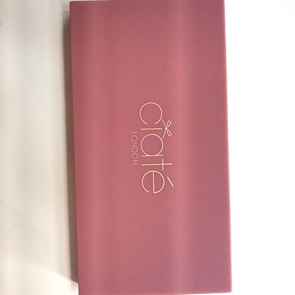 Ciate velvet palette